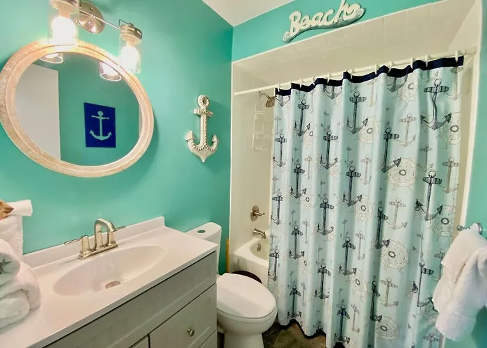 Sea Oats Beachfront Condo: Updated 3br With Pools And Pier Access * Gulf Shores
